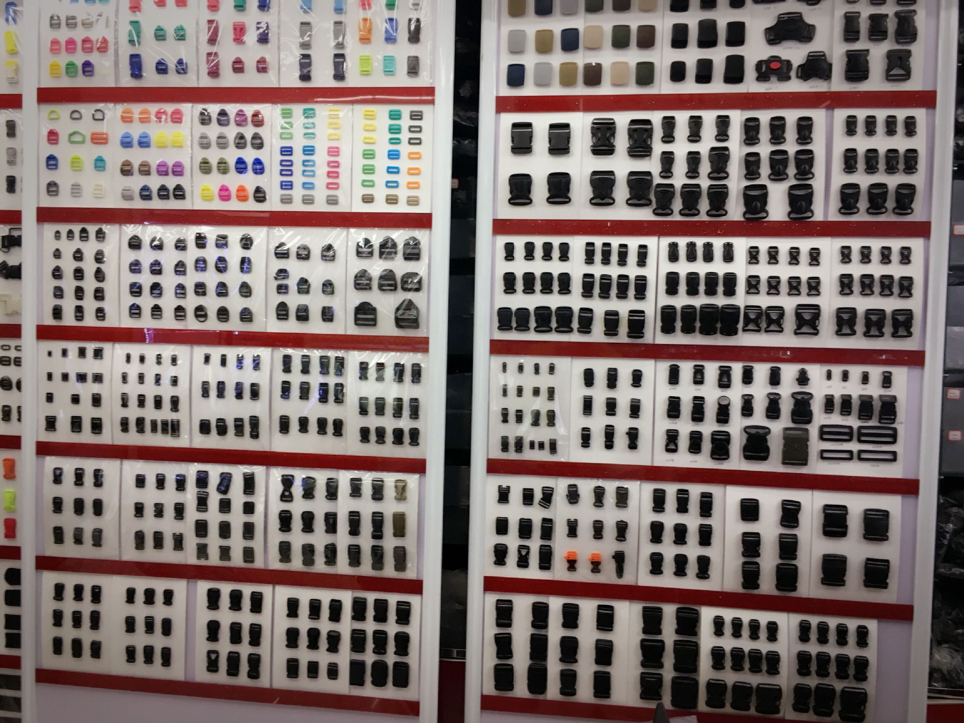 Direct sales from a 20-year-old manufacturer of plastic electroplated wall clock rope buckles, ABS rope buckles, spring buckles and nylon wire threading buckles pic 11