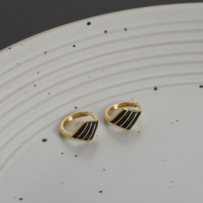 夏季新款复古法式气质耳环女小众设计感几何滴油扇形耳饰百搭耳扣详情6