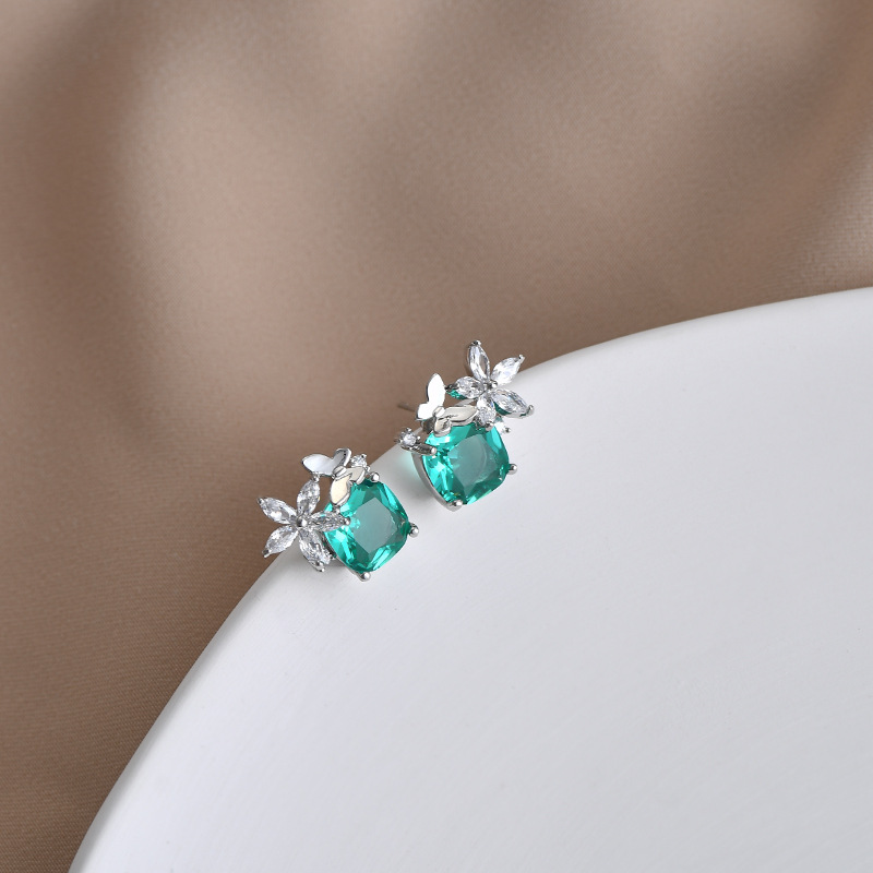 韩版时尚气质耳钉女S925银针小众设计感蝴蝶耳饰超仙甜美耳坠批发详情12