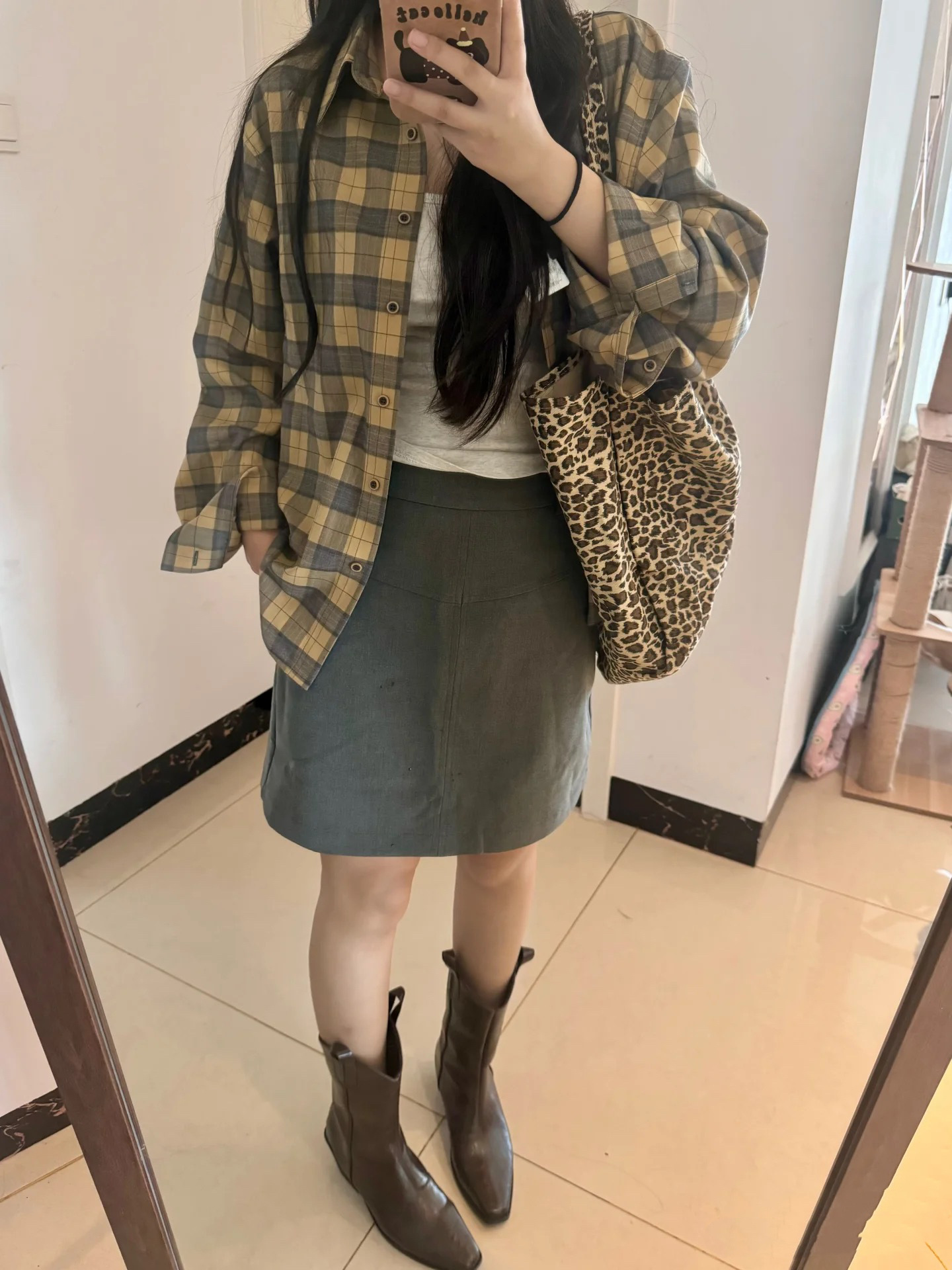 New retro plaid loose off-the-shoulder plaid long-sleeved shirt, yellow lapel plaid casual shirt for women 4415 pic 34