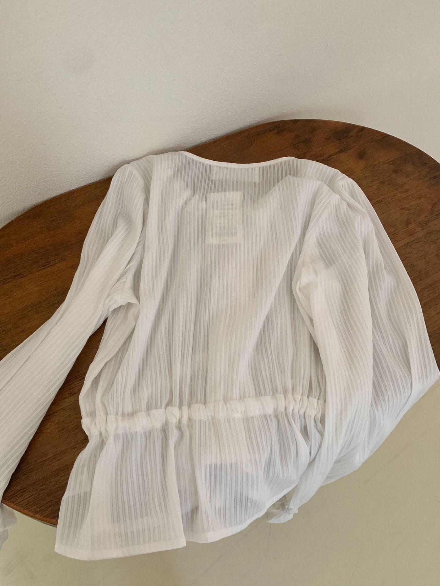 In-stock 2024 autumn new style, the same stylish bow tie drawstring shirt as Han So Hee from Dongdaemun, South Korea pic 21