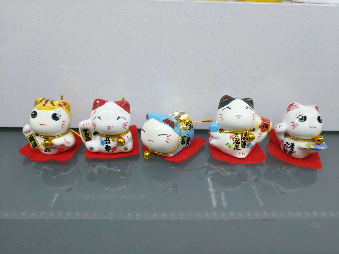 五福猫元气猫五福陶瓷招财猫汽车摆件创意工艺品地摊货源详情15