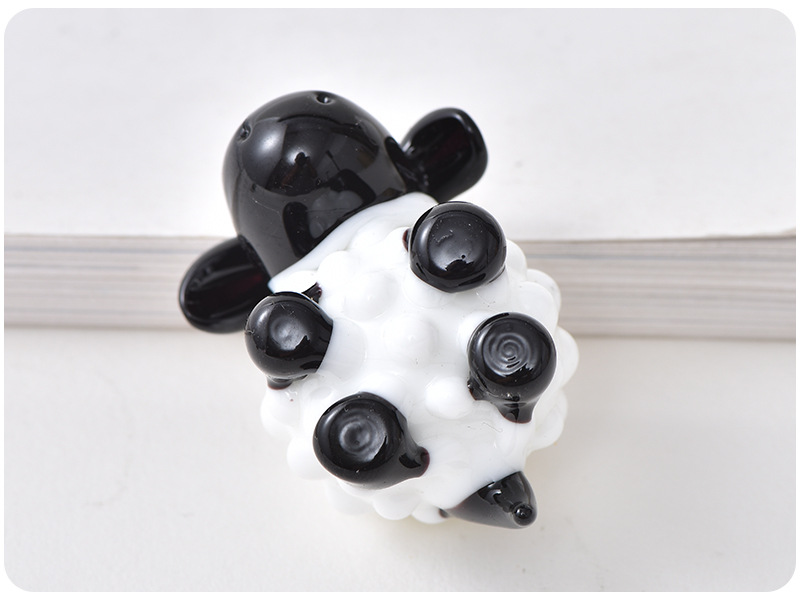 创意小绵羊动物摆饰可爱迷你山羊卡通摆件手工艺品桌面琉璃摆件详情11