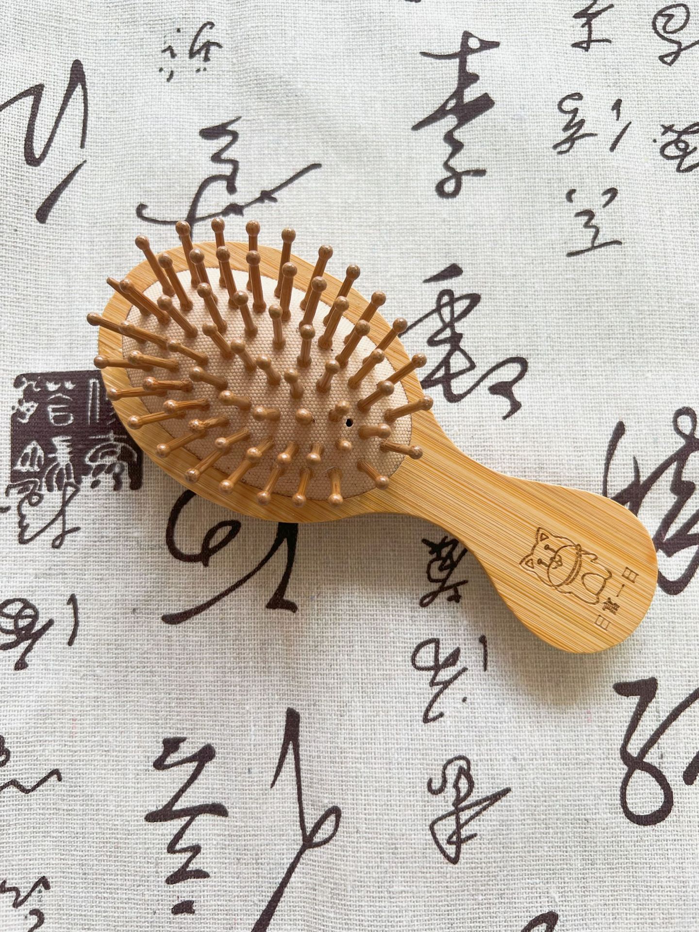 楠竹~ins迷你小梳子女随身便携气垫梳可爱气囊梳家用防静电按摩梳详情18