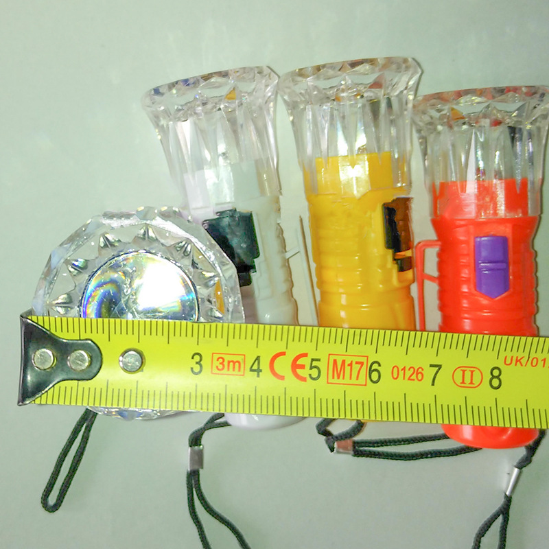 1 yuan, 2 yuan, large hand lamp, plastic flashlight, electronic flashlight, portable night light pic 3