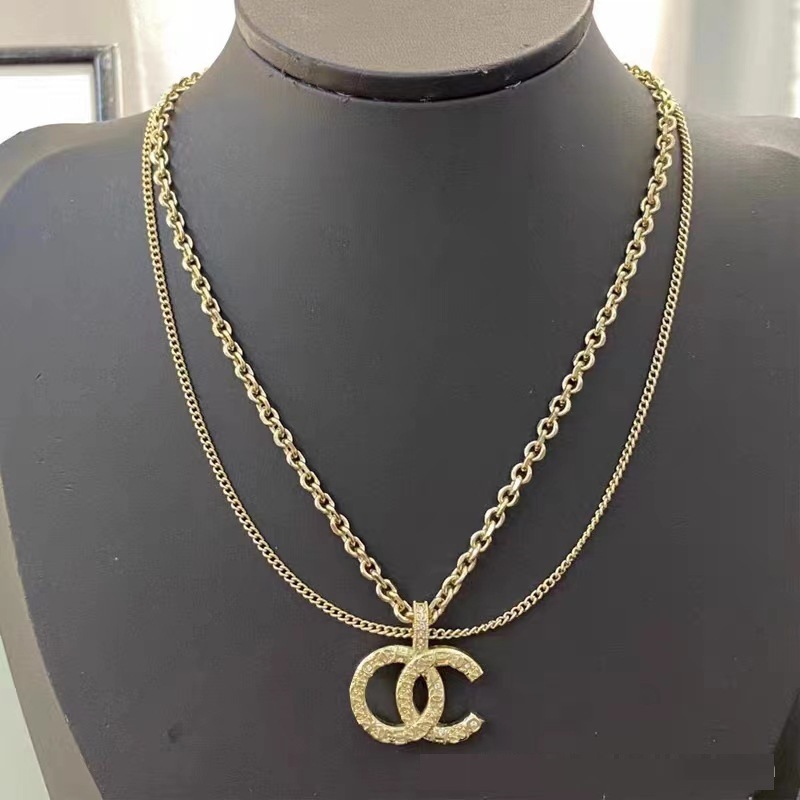 小香项链女新款香奶奶高版本跨锁骨链境复古双C珍珠毛衣链厂家直详情17