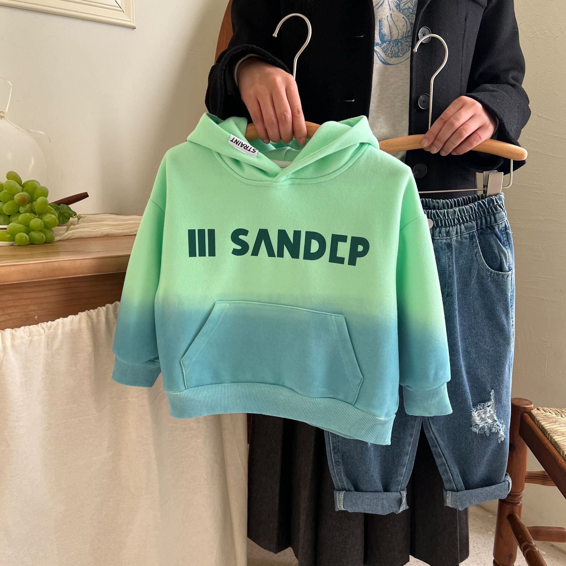 童装2024秋季新款儿童秋款吊染卫衣衫韩版百搭男童连帽卫衣详情3