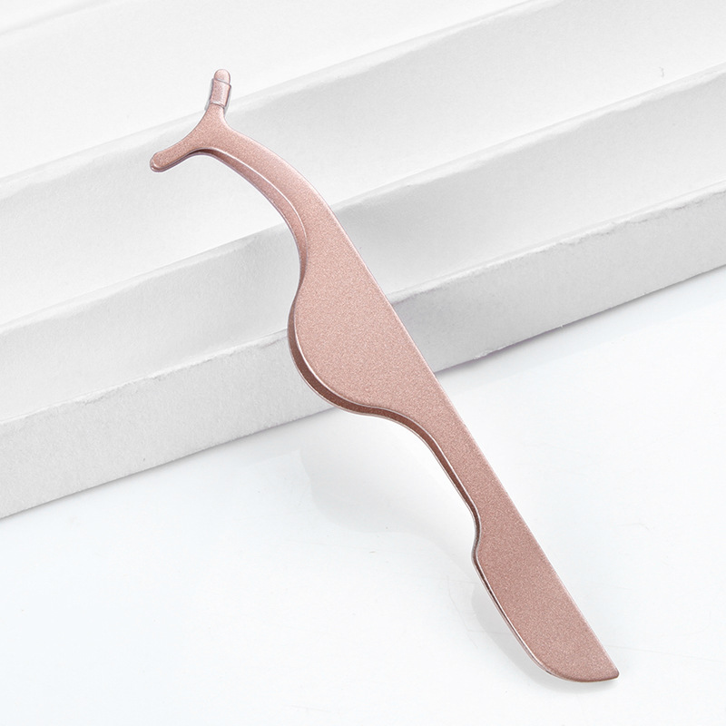 Factory direct supply of stainless steel eyelash curlers, false eyelash assistants, eyelash tweezers, eyelash clips and eyebrow clips pic 4