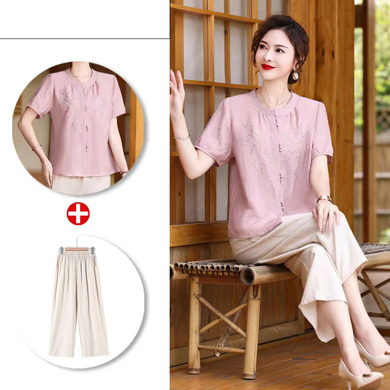 New autumn coat for middle-aged mothers in 2024, a new Chinese-style and stylish spring and autumn woolen overcoat for middle-aged and elderly women pic 6
