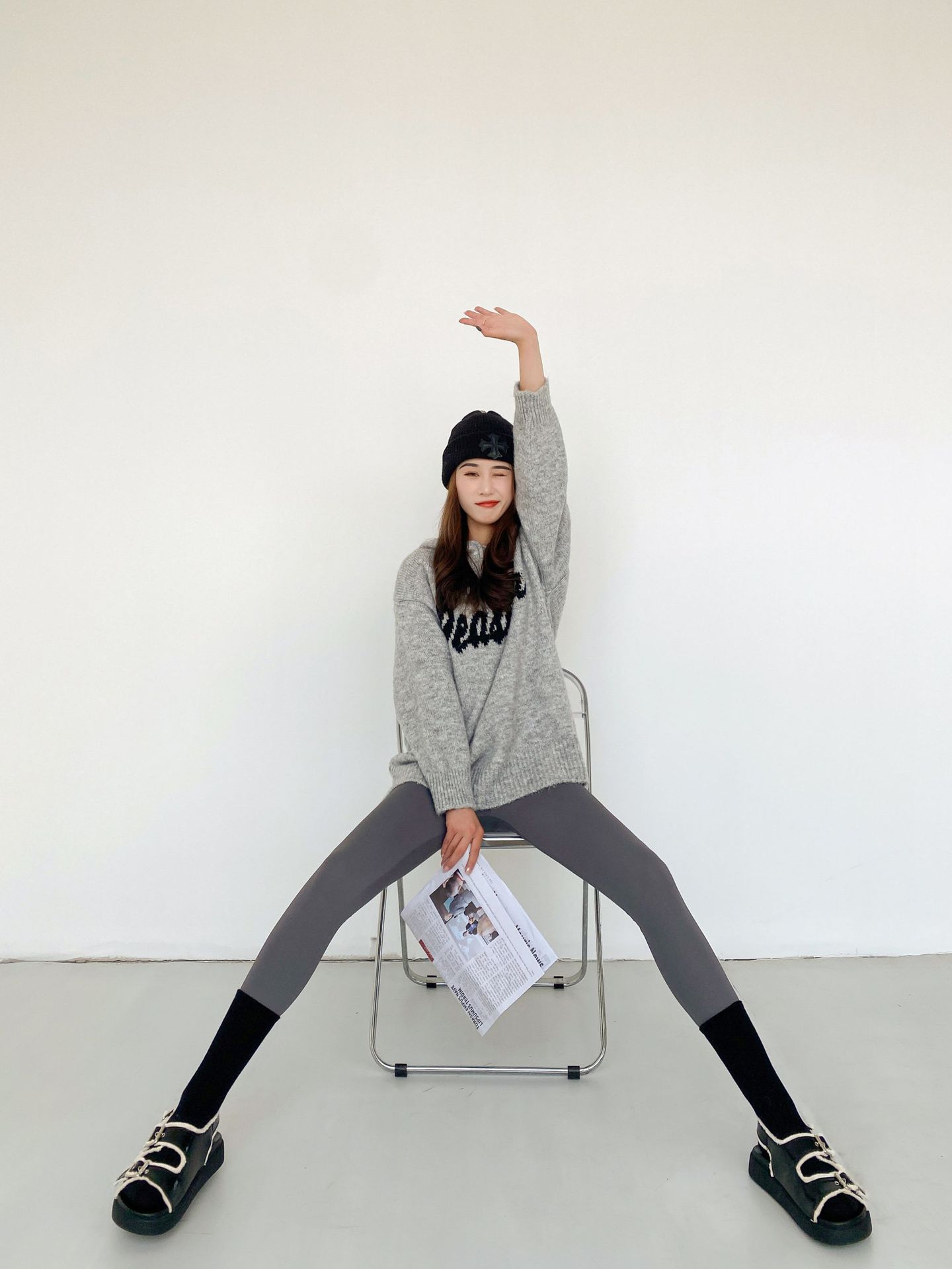 Wholesale of 2023 Spring and autumn tight-fitting high-waisted leggings, water-sparkling Barbie pants, a must-have for lifting buttocks, 9-inch pants, a one-piece replacement for women pic 18