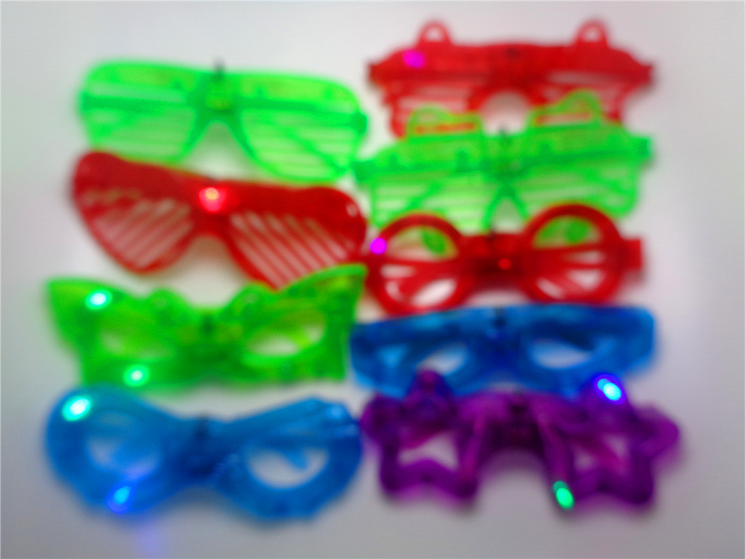 Birthday party glowing eyes, flashing cheers, blinds, LED eyes, street stall bestsellers, plastic butterfly eyes pic 5