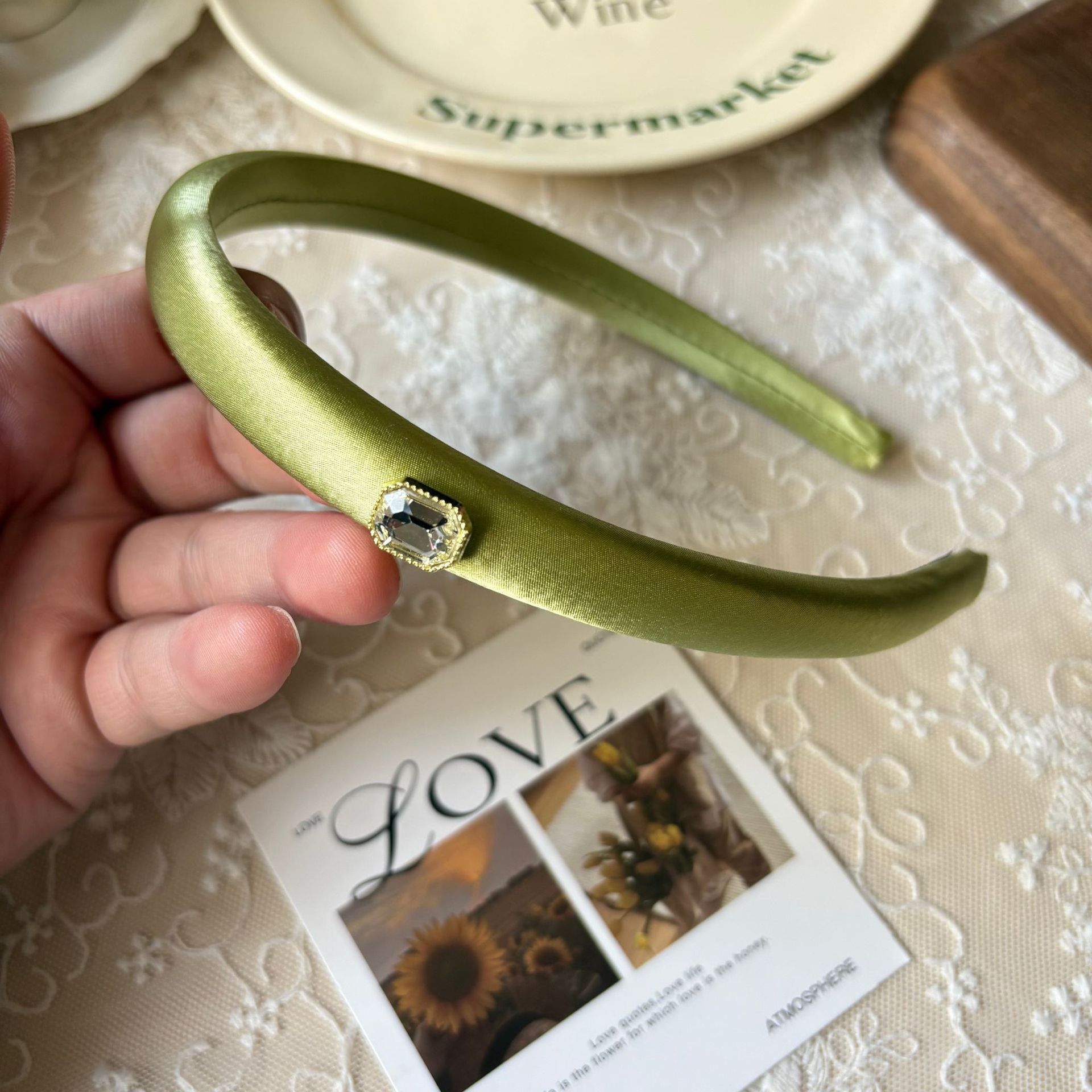 Spring new solid-color satin hair band for women, high head pressure headband, high-end and light luxury hair tie and hairpin headwear pic 33