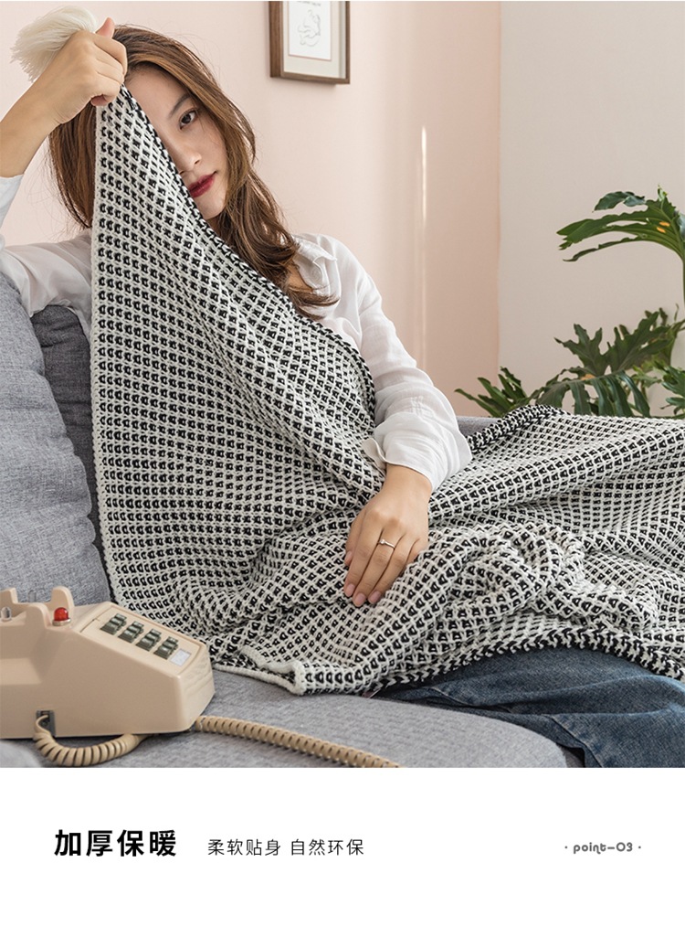 Autumn and winter thickened knitted yarn blankets, waff-checkered acrylic yarn blankets, office nap blankets, air conditioning blankets, photo props pic 8