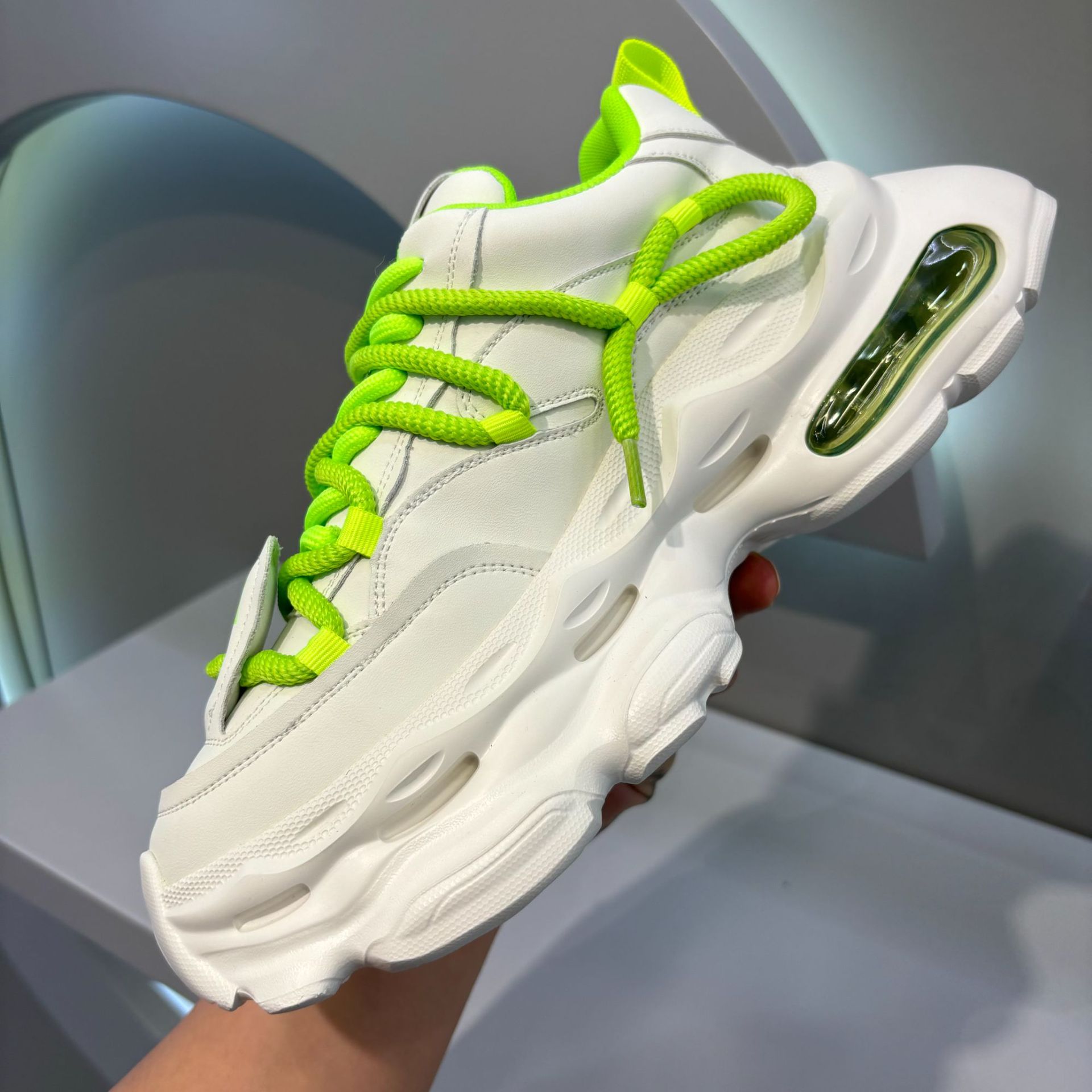 2024新款薄款小白鞋增高透气网面鞋子男款夏季厚底老爹鞋百搭男鞋详情20