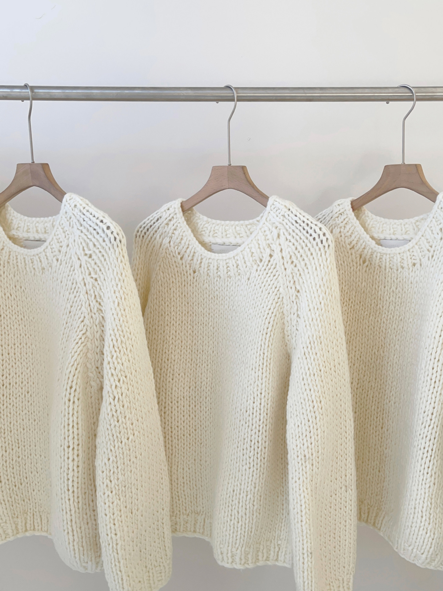 2023 in-stock Handongdaemun autumn/Winter new oun*e round-neck handcrafted pullover loose wool casual sweater top pic 8