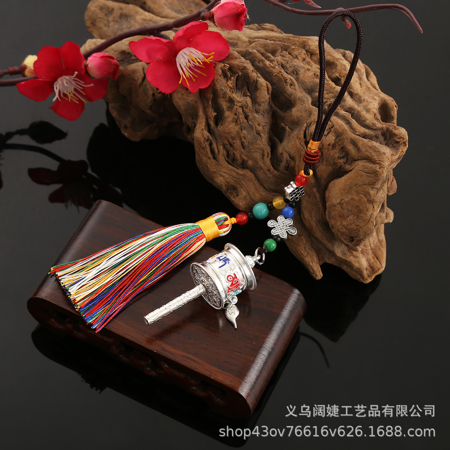 Creative hand-cranking prayer wheel color pendant package, six-character mantra, leng Yan mantra, five-color flowing mustache car pendant wholesale pic 9