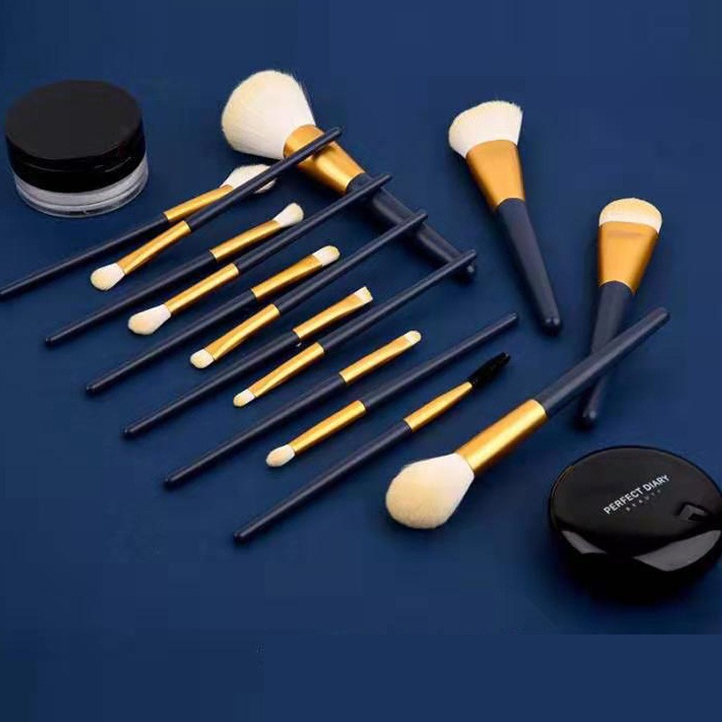 Blue Grape 5-piece makeup brush, eyeshadow brush set, Eye smuder brush, Detail Brush, Soft Bristles, portable for beginners pic 5