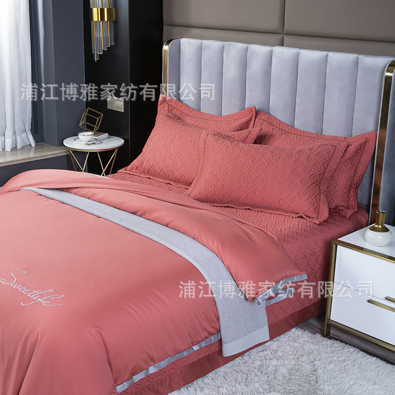 Wholesale of new light luxury 60s long-staple cotton bed cover three-piece set, quilted quilt with thickened cotton interlining, pure cotton bed cover pillowcase pic 35