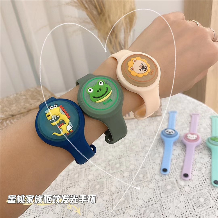 闪光驱蚊手环儿童少女防蚊学生防水植物发光可爱卡通手环详情11