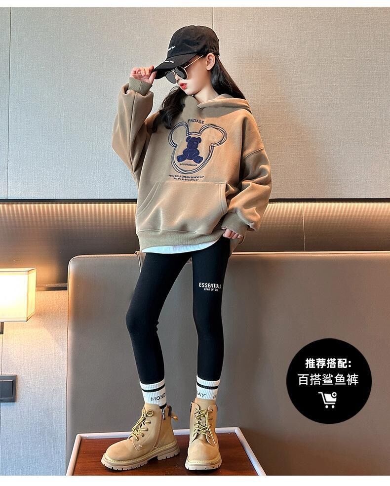 秋季新款儿童时尚带帽卫衣中大女童前置口袋卡通印花单件外穿上衣详情9