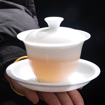 Factory direct sales of Dehua white porcelain jadeite Kung Fu tea cups, personal cups, tea tasting cups, simple household tea drinking ceramic cups pic 3