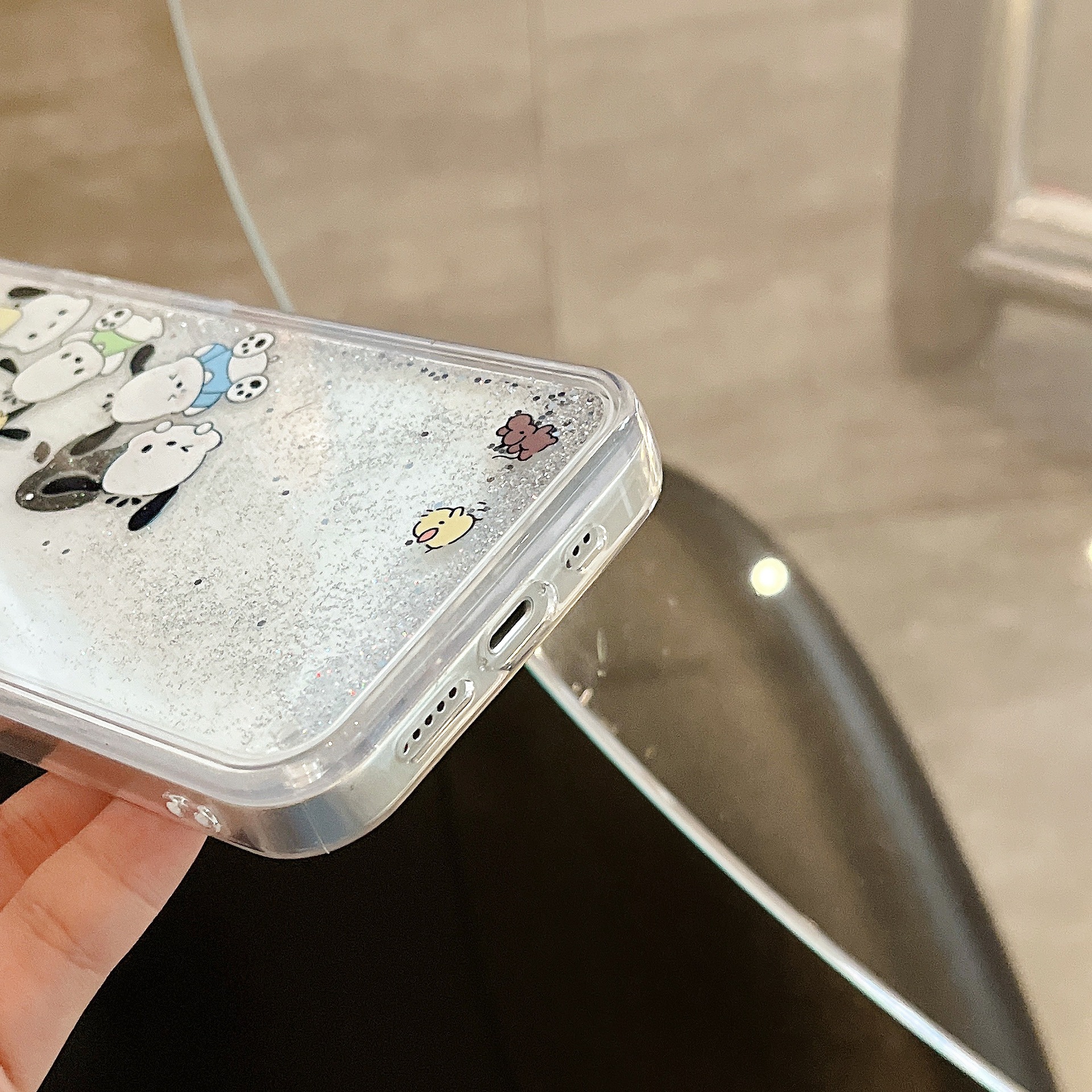 The popular cartoon is cute and fun, suitable for iPhone14pro max and iPhone 15. The phone case is 13/12 transparent with flowing sand pic 33