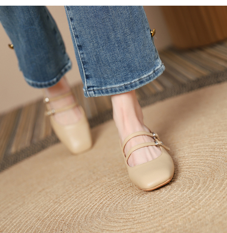 The new 2024 Spring/autumn collection of Mary Jane shoes, featuring a stylish square-toed one-shoulder style, is made of genuine leather with a shallow opening, thick mid-heel, and is a wedding shoe pic 36