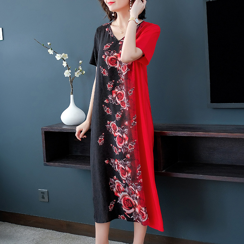 批发V领印花连衣裙女2021夏季新款阔太太大码遮肚桑蚕丝裙子潮详情4