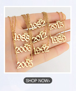 新款不锈钢复古项链女小众设计感欧美饰品古英文字母配饰项链批发详情2