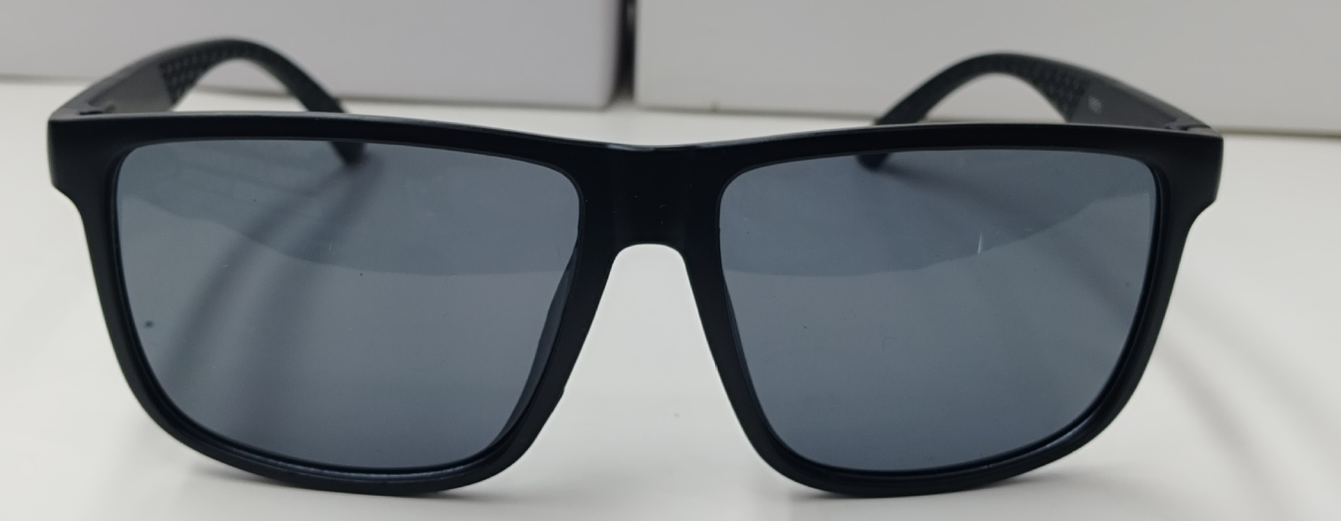 2024新款男士塑料休闲运动太阳镜 时尚轻便地摊墨镜 眼镜厂家直销批发 防紫外线保护眼睛详情18