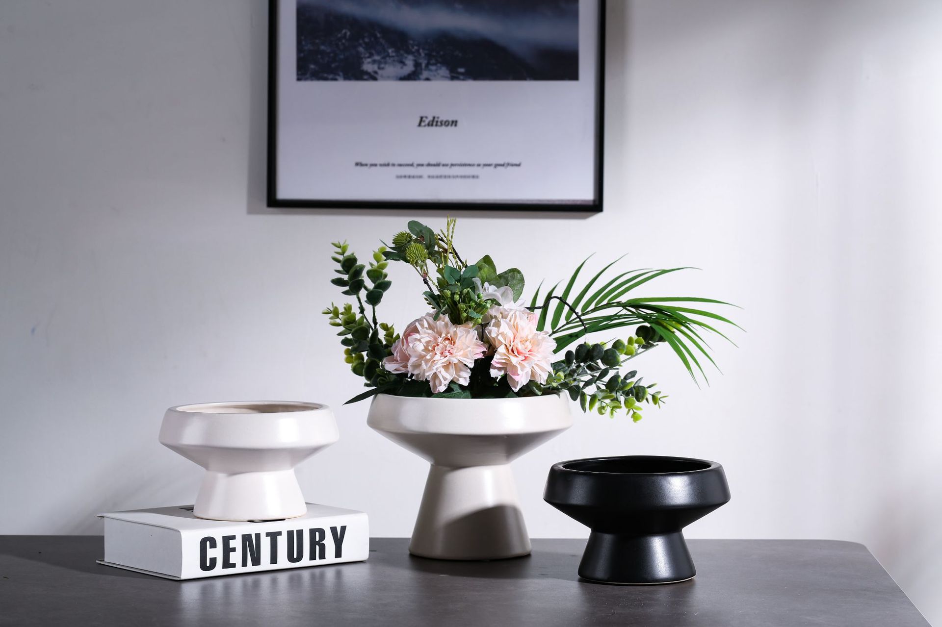 2025 Best-selling modern and simple ceramic flower pot ornaments, model room, living room, dining table, Nordic high-legged fruit plate, flower vase and soft decoration items pic 9