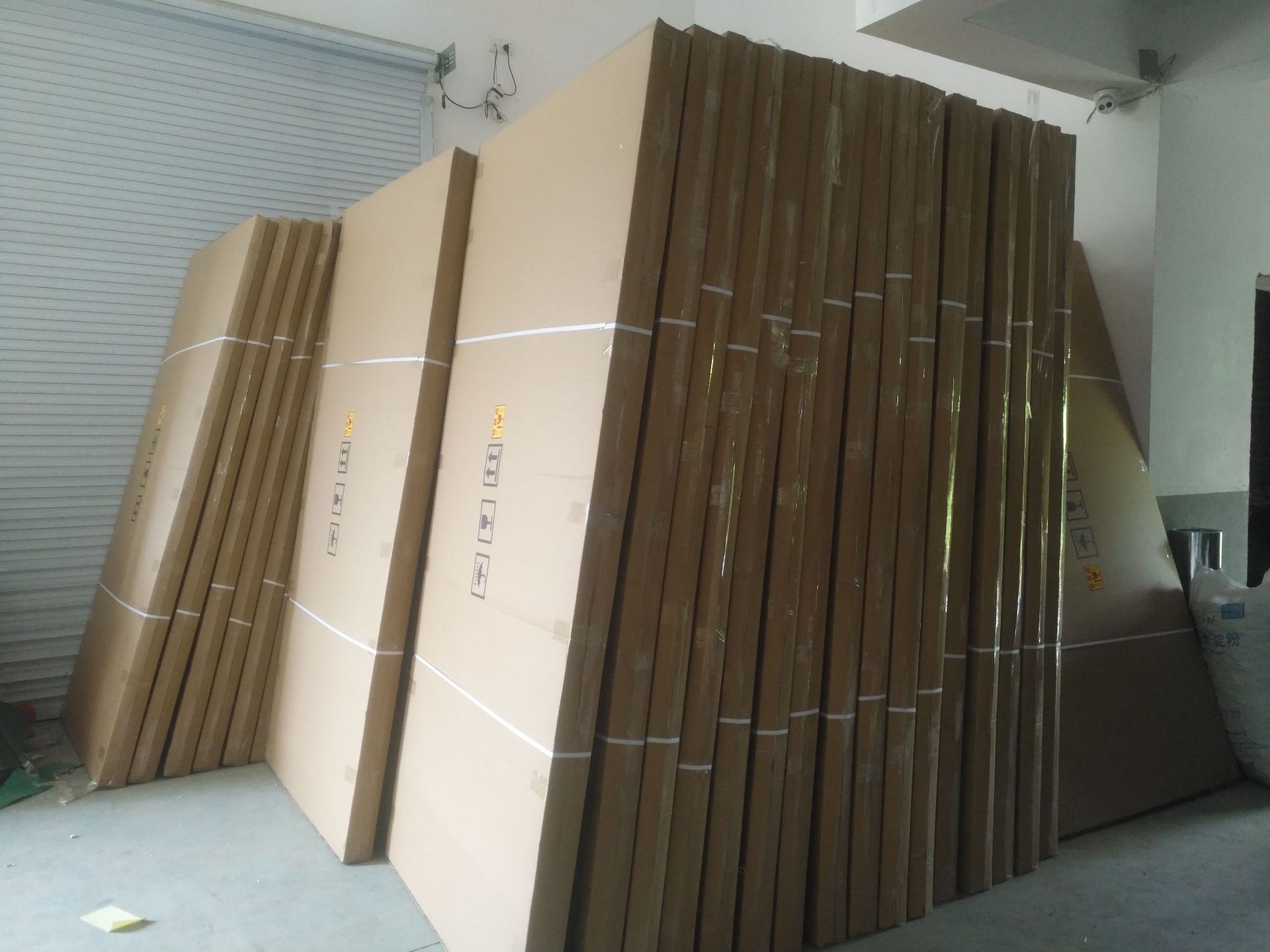 Factory direct supply of 1*2M magnetic whiteboard, thickened green board for classrooms, wholesale hanging single-sided writing message board blackboard pic 10