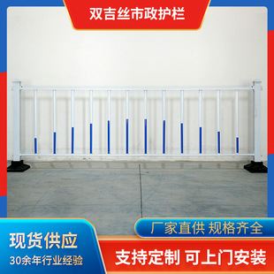 湖北武汉高速公路护栏网铁道河道光伏电站隔离防护网双边丝围栏网详情9