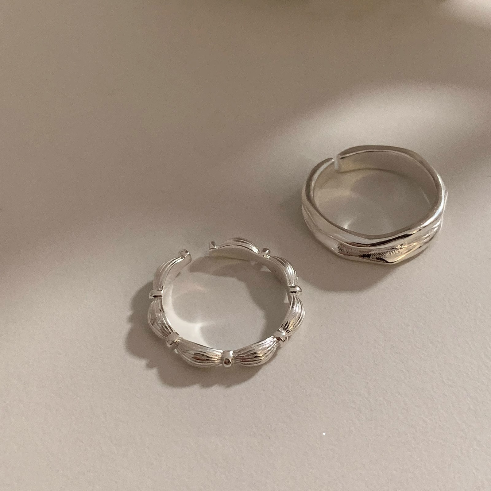 New Korean plain ring for women, a niche Instagram high-end, adjustable opening ring wholesale, cross-border export ring pic 2