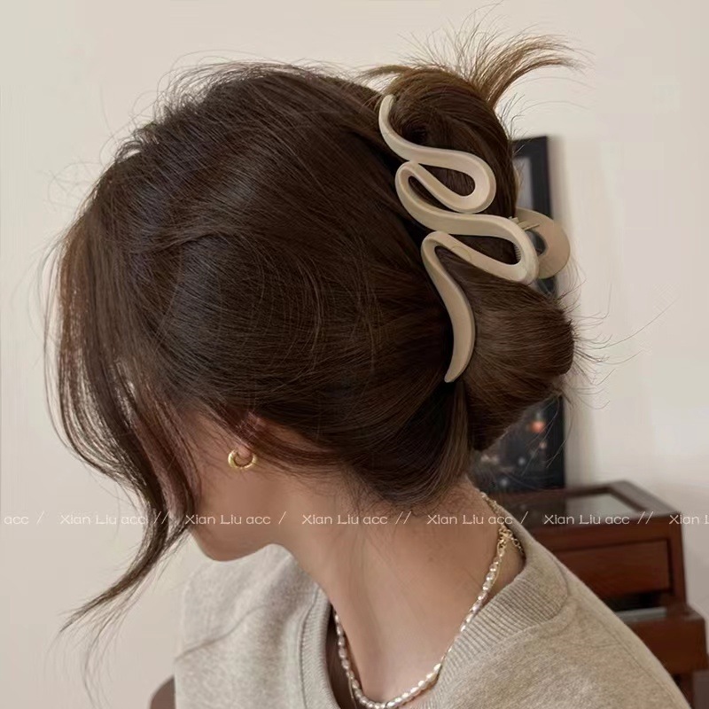 鲨鱼夹大号高级感轻奢秋冬美拉德抓夹磨砂后脑勺发夹盘发夹子发饰详情6