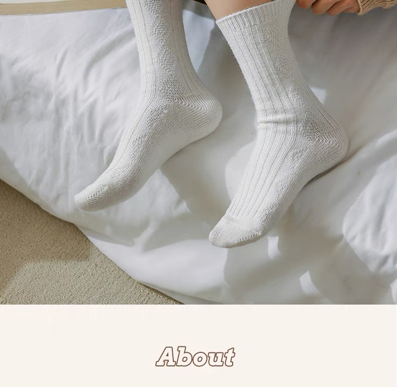 羊毛袜子女秋冬保暖加厚中筒袜日系奶咖长筒袜发热月子堆堆袜批发详情7