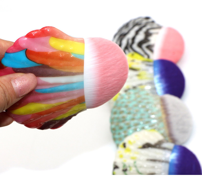 Factory direct sales of cross-border fan-shaped shell-shaped foundation brushes, single multi-functional semi-circular blush brushes and beauty brush tools pic 19