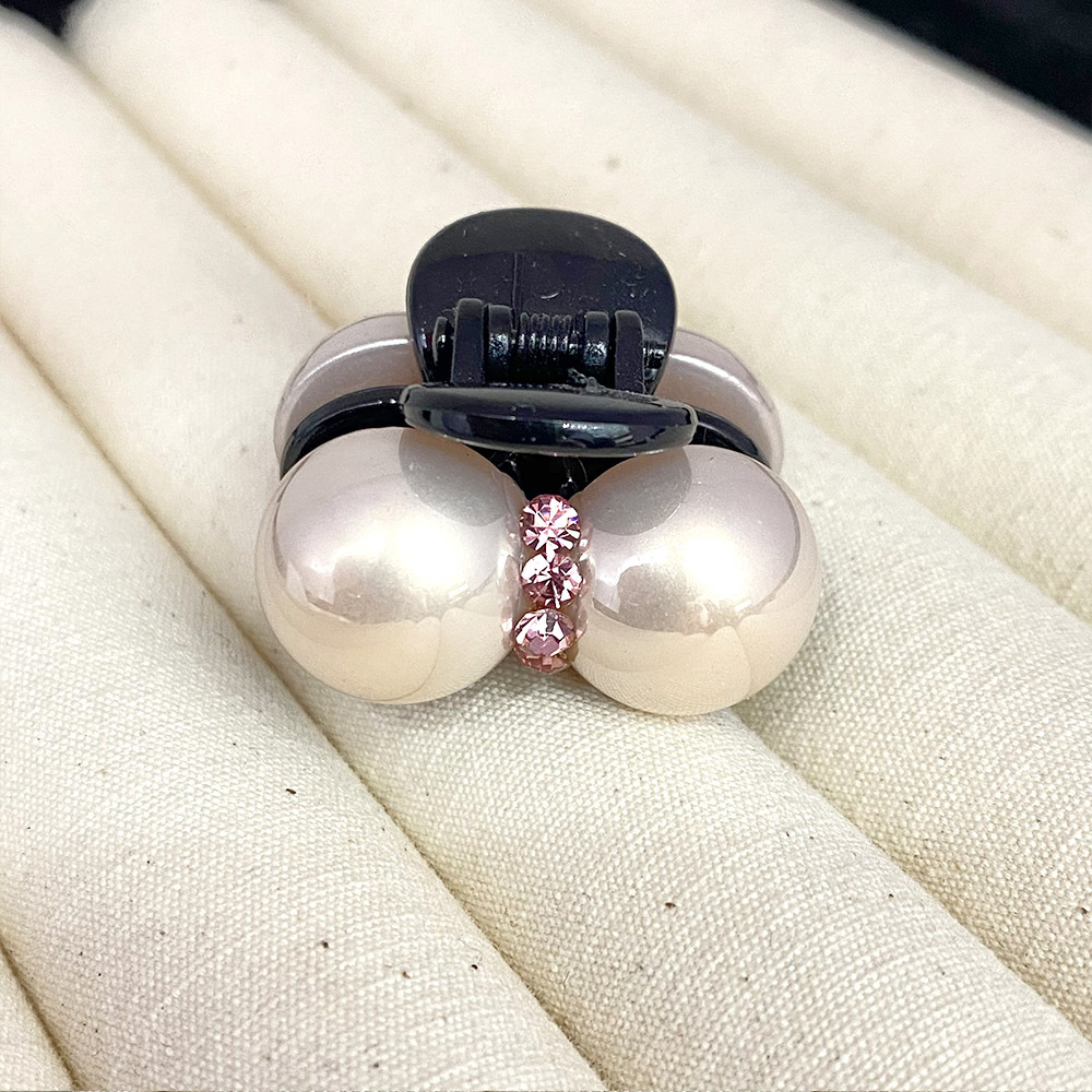 High-end camellia semi-tied hair clips for women, a niche hair accessory with diamonds, simple and elegant style, small grappling clips, less hair volume, shark clips pic 34