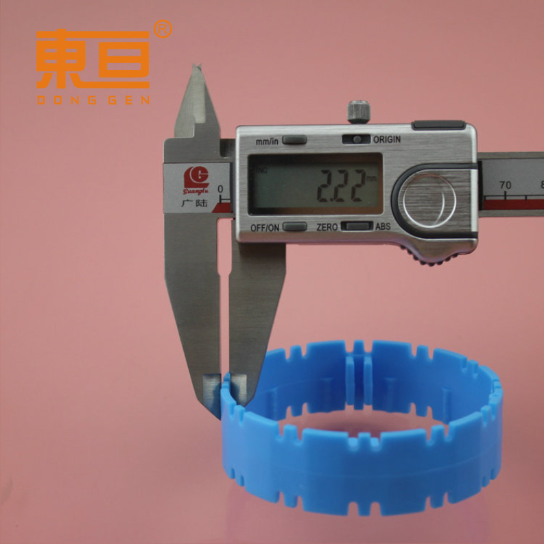 GQ7020 gq7020 blue-rolls-cable, одноколесный пластмассовый пластмассовый пластмассовый аксессуар для игрушек pic 1