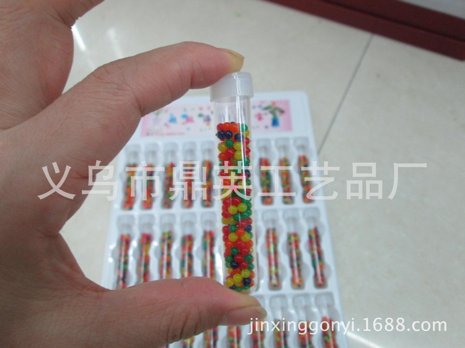 鼎浩 2025新款水晶彩泥 吸水珠WATER BEADS DIY 营养土无土栽培泡大珠水宝宝 40只/卡 地摊解压玩具详情8
