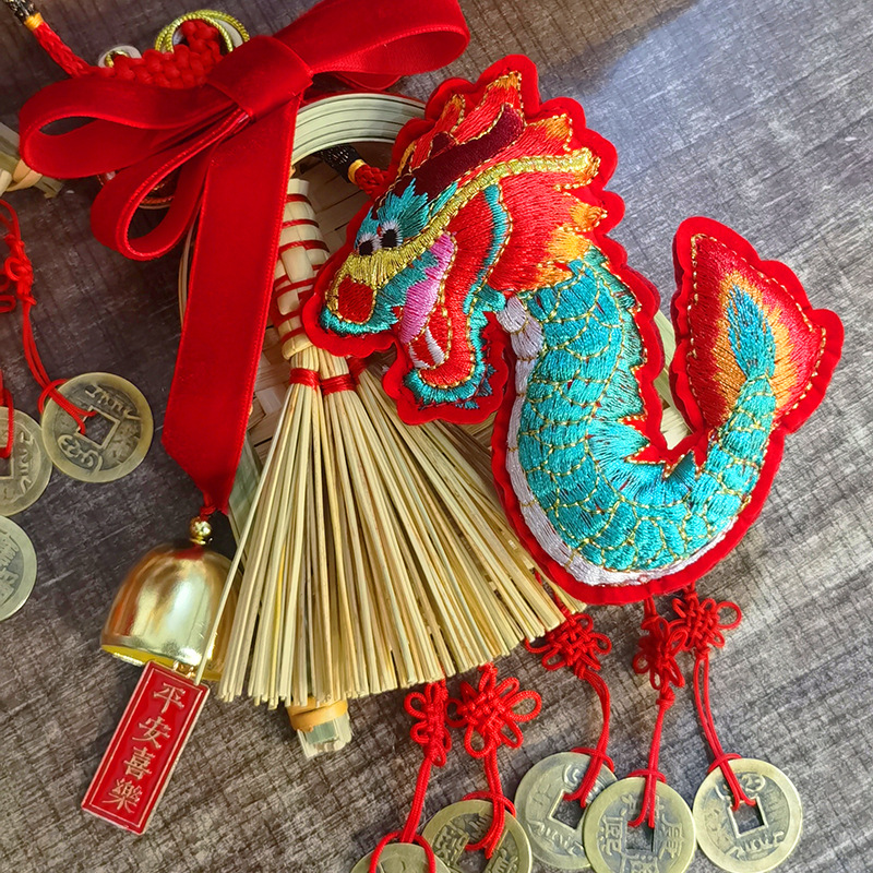 Flower accessories, hanging ornaments, small green dragon head, old and small brooms, sweeping away, broom, dustpan and dustpan combination set, cross-border pic 1