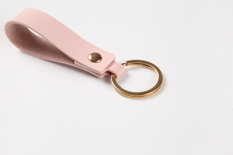 Wholesale of PU keychains, creative key chains, leather keychains, pendants, business gifts, leather car key ropes pic 25