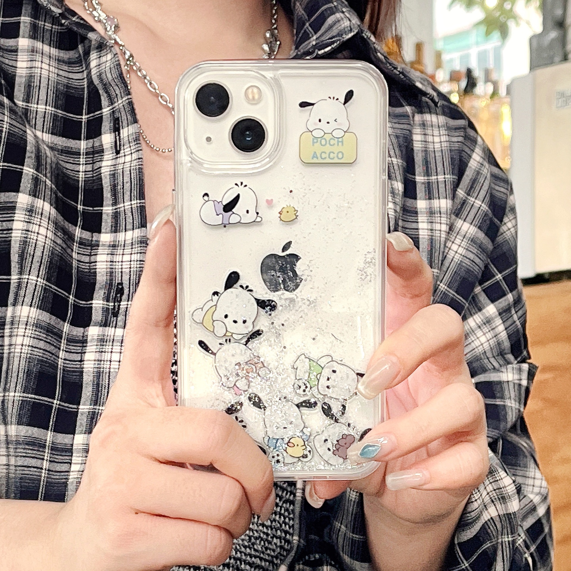 The popular cartoon is cute and fun, suitable for iPhone14pro max and iPhone 15. The phone case is 13/12 transparent with flowing sand pic 29