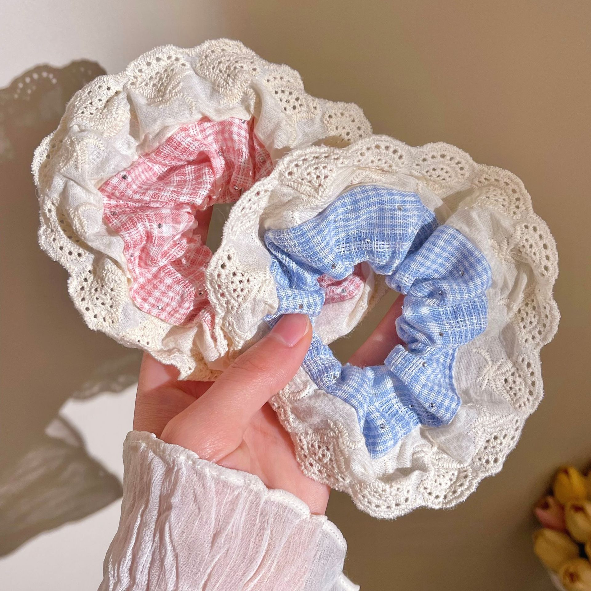 Spring and Summer hair band Collection: Cute trendy hair bands, feminine lace trim hair accessories, sweet and fresh large intestine hair bands pic 3