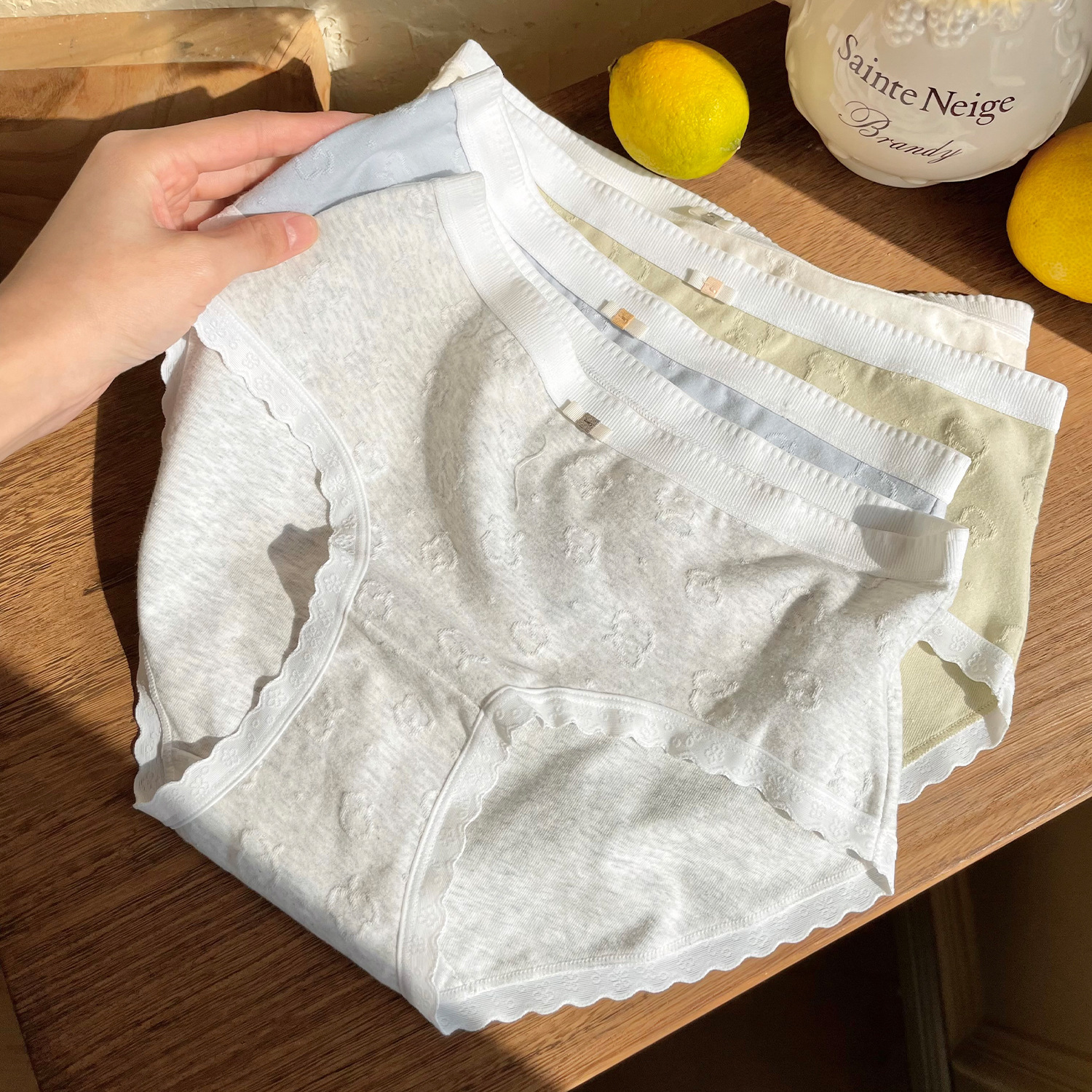 新疆棉一片式无痕高腰内裤纯棉女生全棉抑菌裆收腹透气三角裤女士详情7