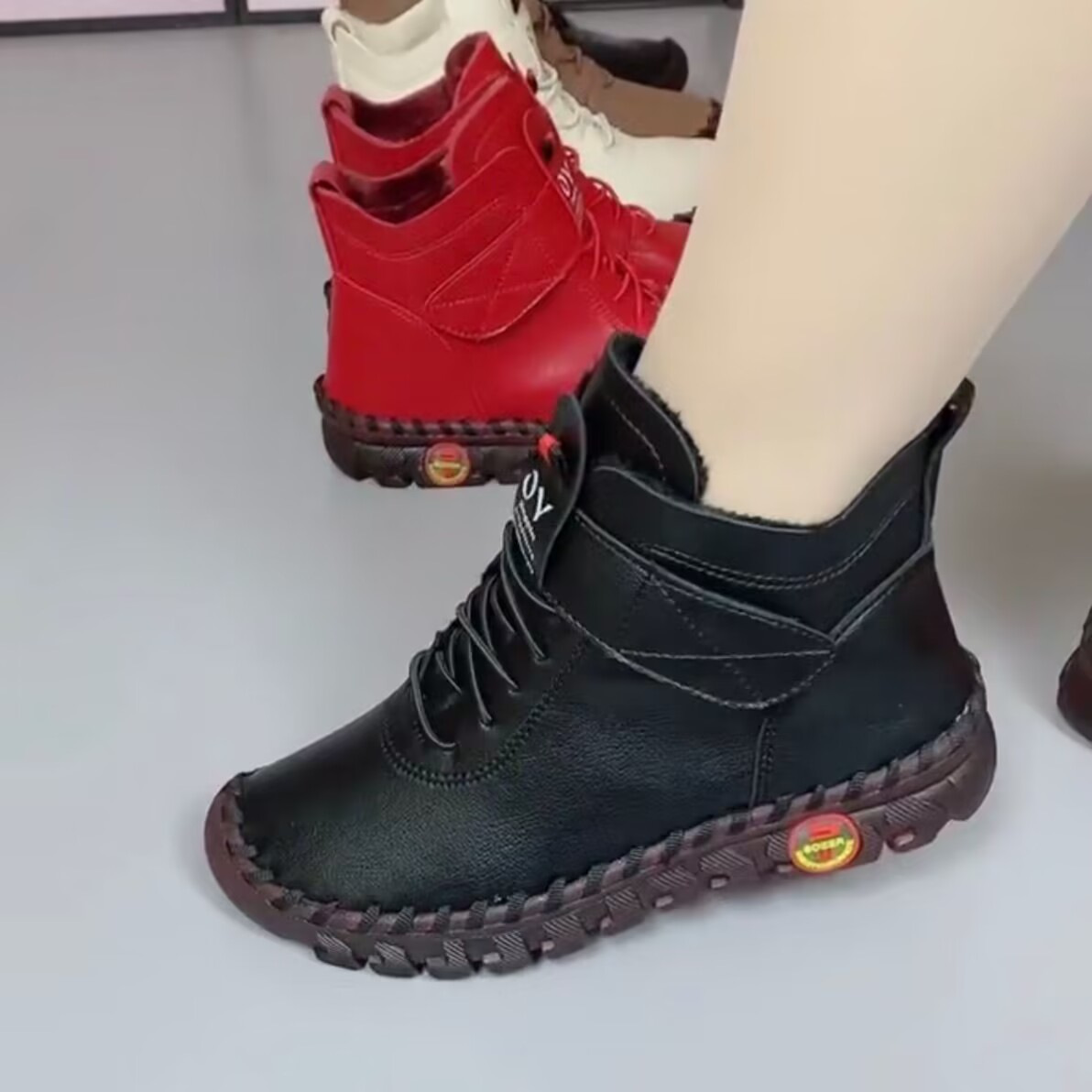 跨境大码外贸软底手工缝制底魔术贴女棉靴2023新款加绒保暖系带靴详情16