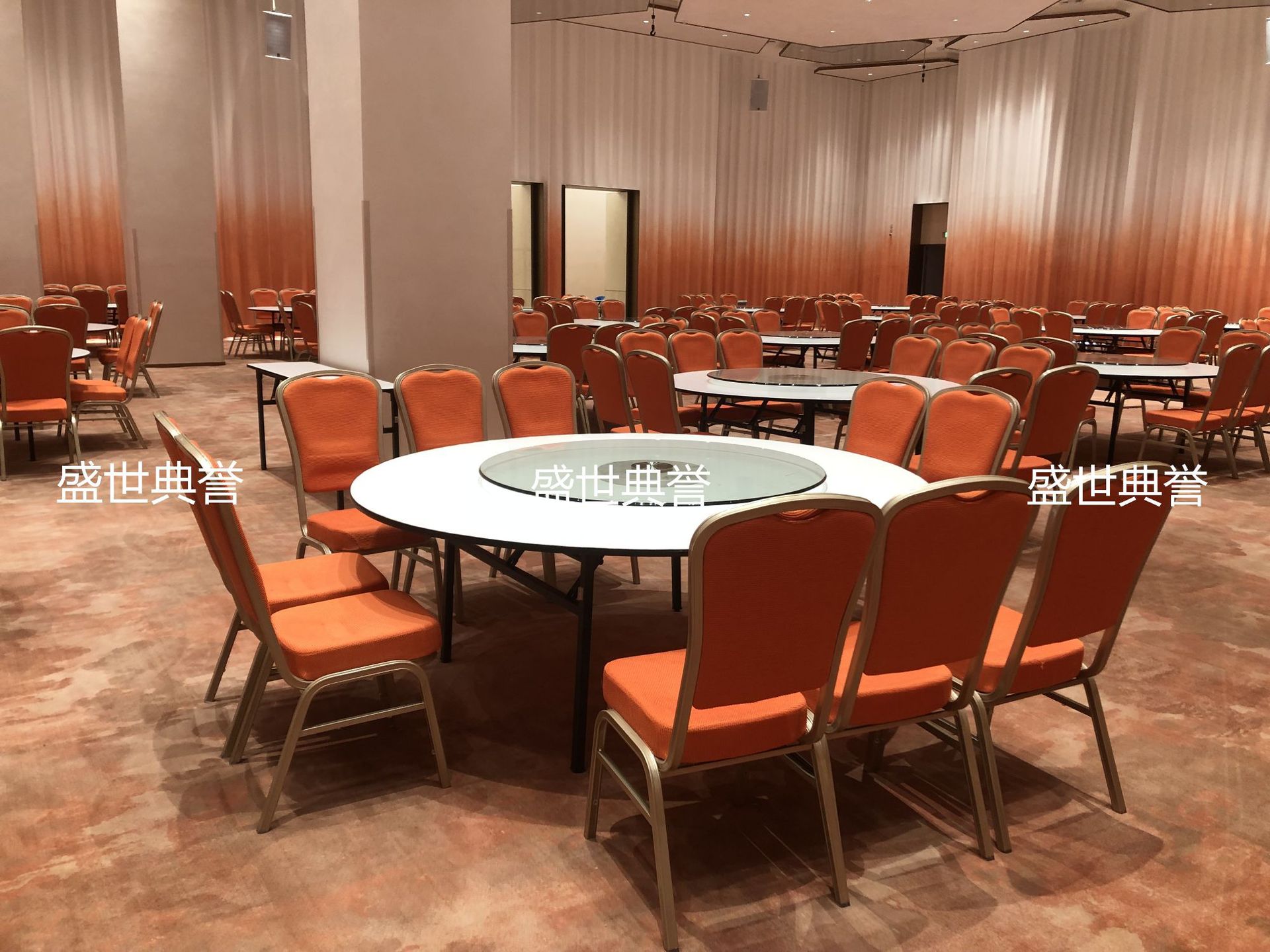 Wenzhou five-star hotel banquet dining tables and chairs, banquet center aluminum alloy banquet chairs, wedding banquet hotel folding tables and chairs pic 6