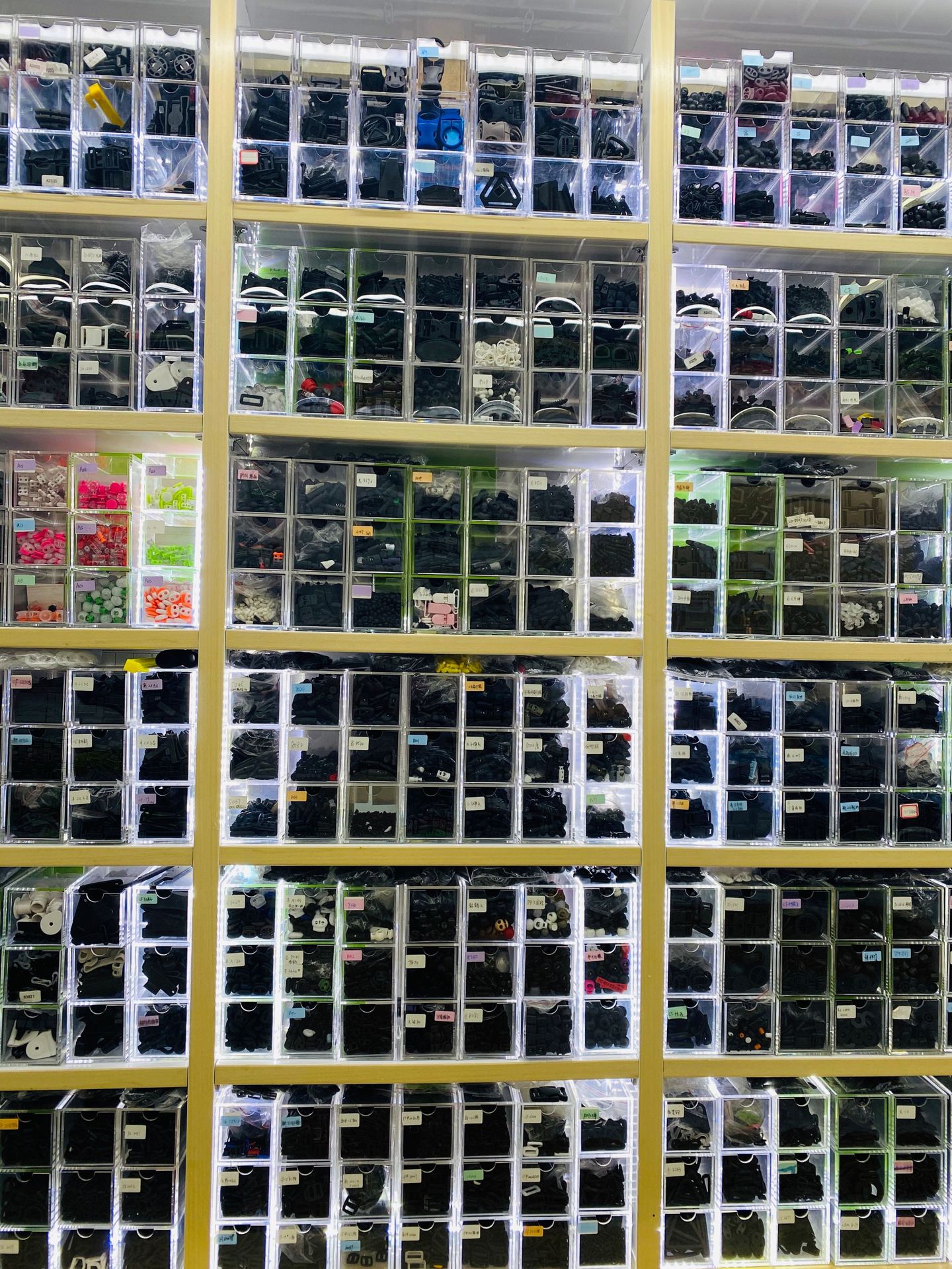 Plastic D-buckle luggage semi-round buckle solid D-shaped buckle adjustable plastic D-buckle schoolbag accessories are in stock and will be dispatched on the same day pic 3