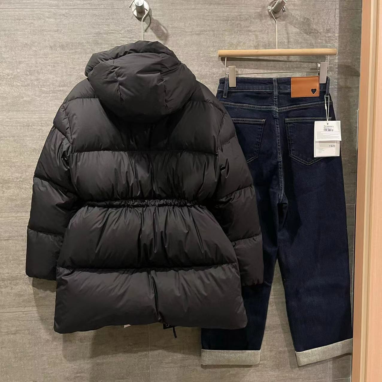 XG1613 Goose down style slimming and waist-cinching down bread dress for women in autumn and Winter 2022 New pic 3