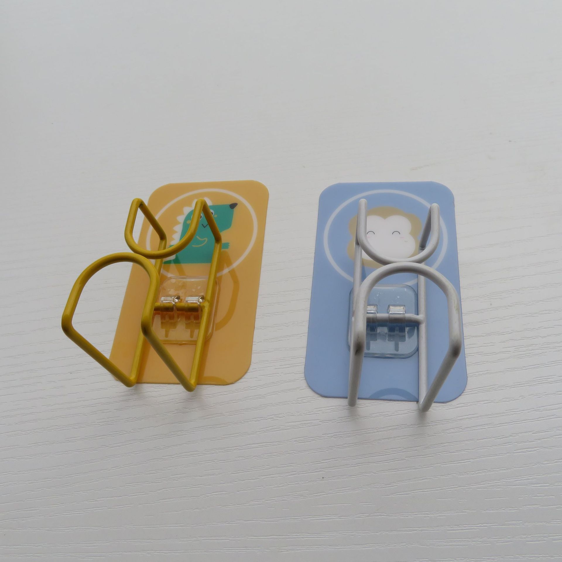 Non-perforated ironwork baked paint bathroom washbasin hook, seamless wall-mounted strong adhesive stainless steel washbasin storage rack pic 7